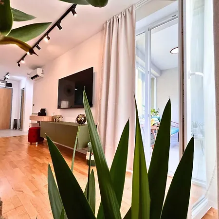 Zen With Private Garage * Rijeka