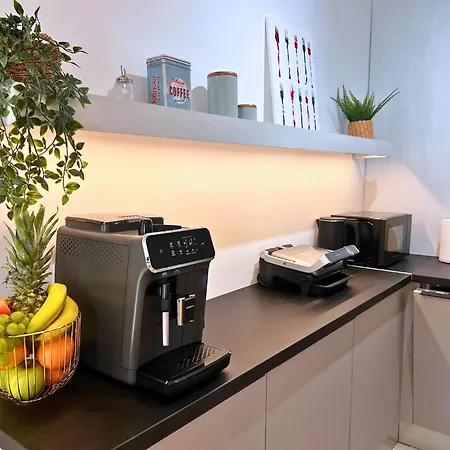 Zen With Private Garage * Rijeka