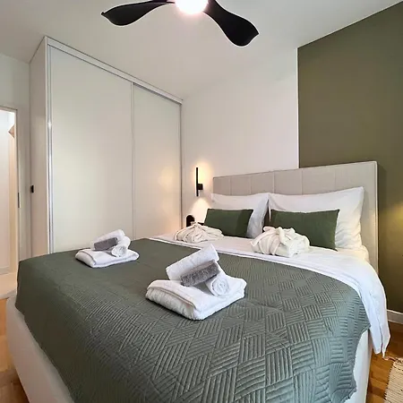 Apartment Zen With Private Garage